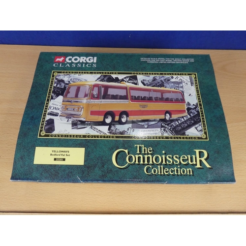 124 - A boxed Corgi Classics 'The Connoisseur Collection' - Yelloways Bedford Val Set 35301.