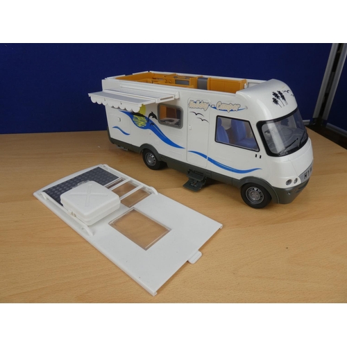 183 - A unboxed Dickie Toys DG150517 - Hymer campervan.