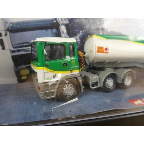 185 - A cased Corgi Modern Trucks 75102 ERF Tanker - BP (case a/f).