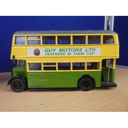 195 - A boxed limited edition Corgi Classics 97312 - Guy Arab Utility - Wolverhampton Corporation 2030/600... 