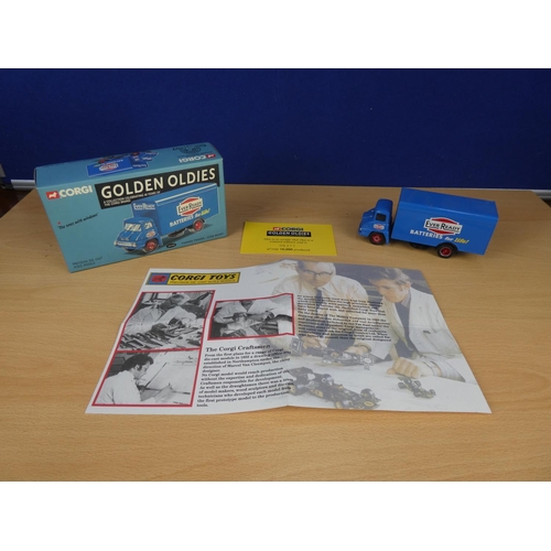 302 - A Corgi 'Golden Oldies - Ever Ready' Thames Trader set.