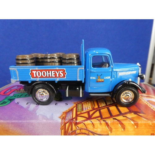 325 - Two boxed Matchbox Models of Yesteryear '1939 Bedford Stake-Bed Truck - Tooheys' and '1932 Ford AA D... 