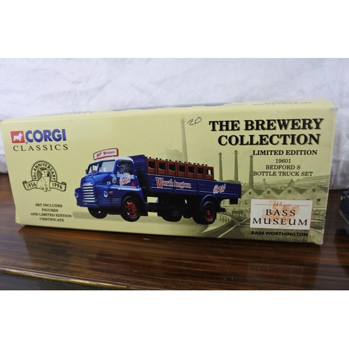 253 - A Corgi Classics 'Brewery Collection - The Bass Museum' Bedford S Bottle Truck set.