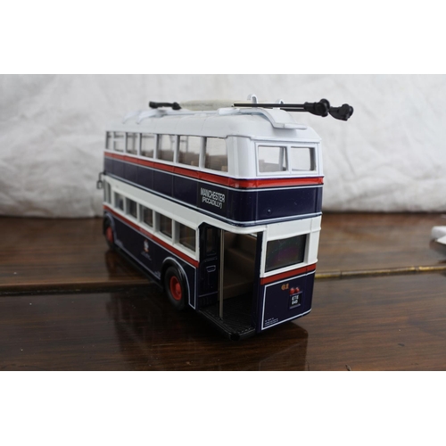 294 - A Corgi Classics 'Ashton Under Lyne Corporation' Sunbeam W Utility Trolleybus Set.