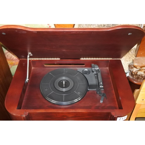 213 - A stunning vintage style gramophone by Classic Collectors Additions. (Untested) Approx 93x50x33cm.