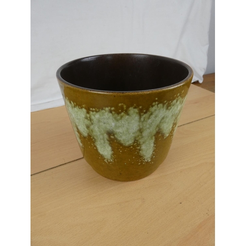 346 - A vintage West German pottery plant pot. Approx 18cm dia.