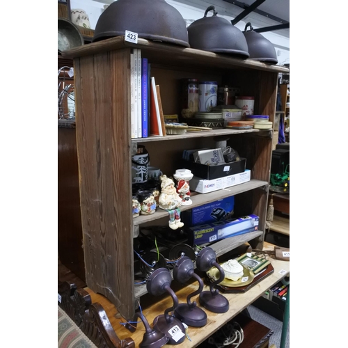 423 - A pine open shelved bookcase.