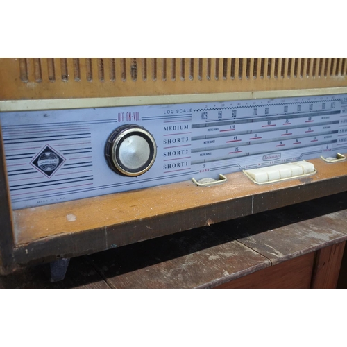 473 - A vintage Telemish radio.