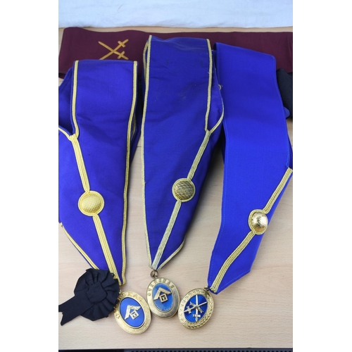 489 - A lot of Masonic sashes.