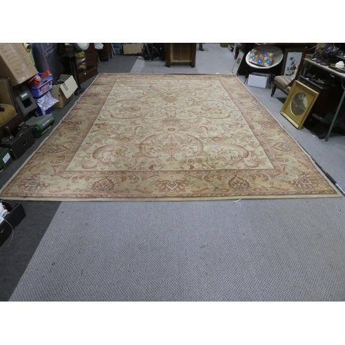 601 - A beautiful large room floor rug measuring 412cm x 298cm approximately.