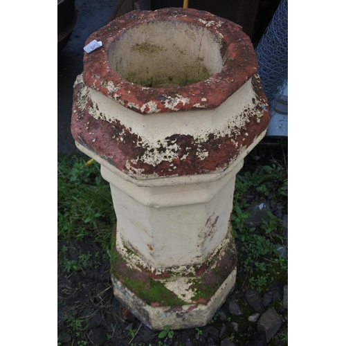 624 - An antique chimney pot.