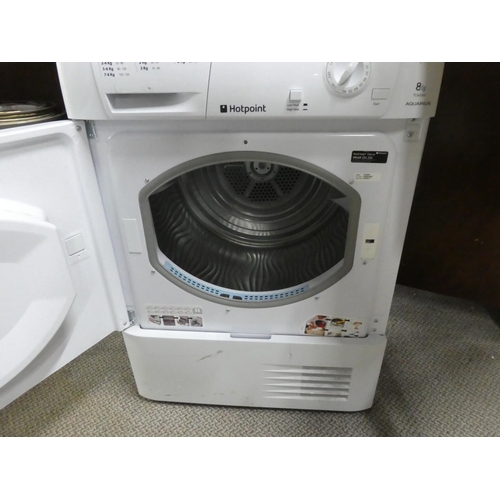 563 - A Hotpoint Aquarius tumble dryer.