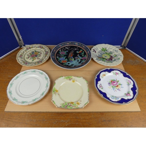 566 - An antique Chines plate and five others.