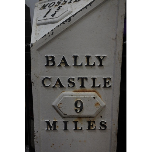 622 - A stunning and rare Victorian cast iron milestone marker for Coleraine, Mosside, Ballycastle. Measur... 