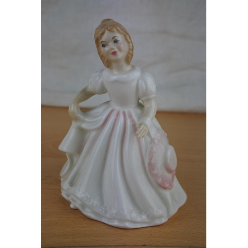 85 - A small Royal Doulton figurine 'Amanda' HN2996.