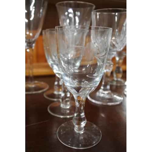 89 - A large assortment of glassware.