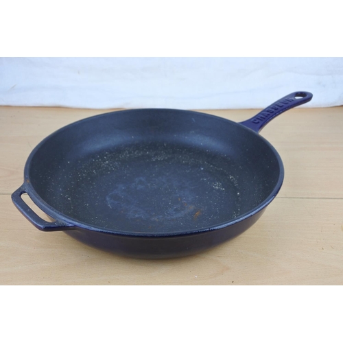 99 - An Invicta 28 cast iron frying pan.