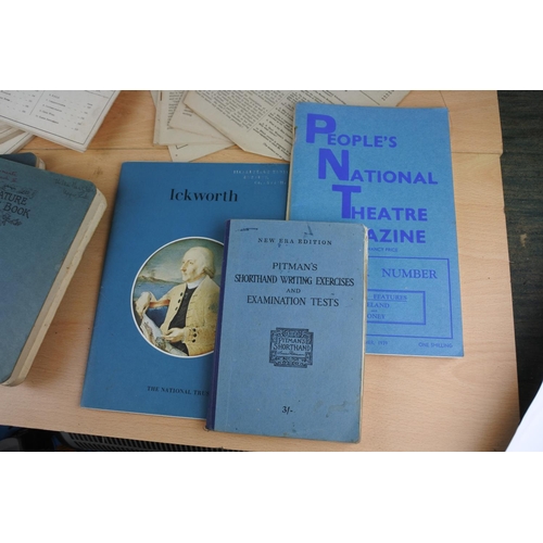 567 - A lot of vintage school books to include a lot of 1930's The Reptonian brochures.