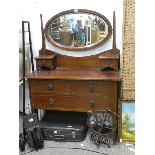 600 - An antique mahogany and inlay dressing table. Approx 106x158x58cm (including mirror)