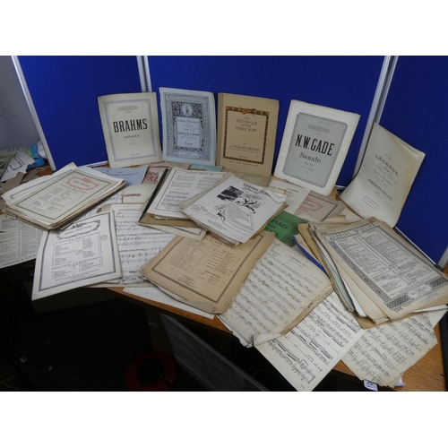 100 - A lot of antique sheet music to include 'The Technique of the Fiddle Bow' and lots more.