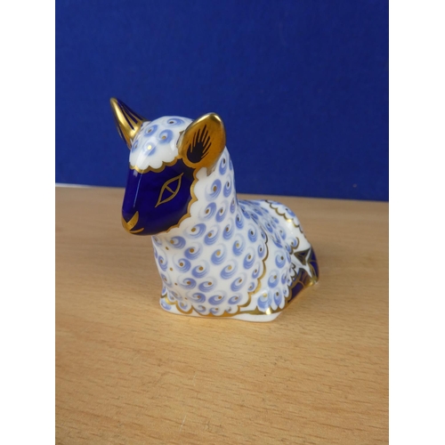 81 - A Royal Crown Derby ornament of a lamb.