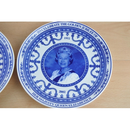 64 - A pair of Wedgwood collectors plates commissioned for the Daily Mail and The Mail 'To Celebrate the ... 