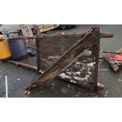 590 - A large horse cart base.