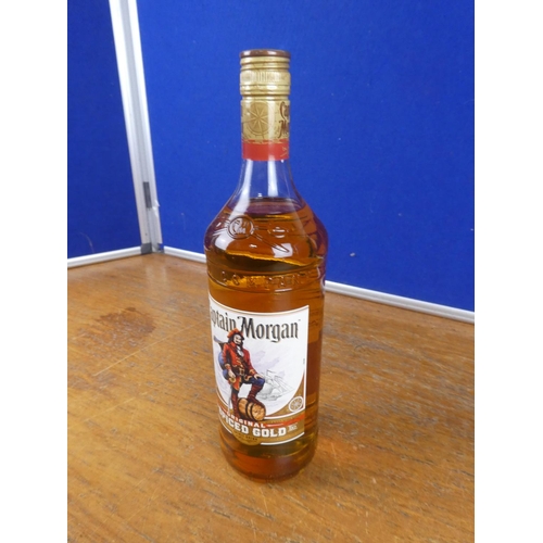 117 - A 1 litre bottle of Captain Morgan.