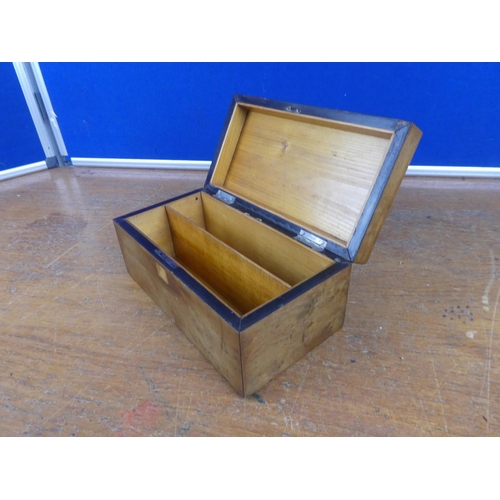 197 - A wooden 'Stereoscopic Slides' storage box.