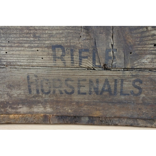 278 - A small Rifle horse nails wooden box.