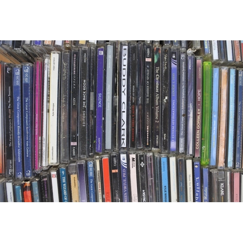 283 - A large lot of assorted cd's to include Kylie Minogue, Red Hot Chili Peppers,  Shirley Bassey and mo... 