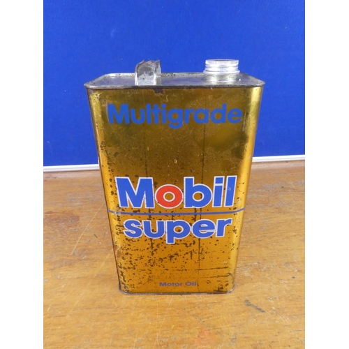 322 - A vintage Mobil Super oil can. Approx 29cm.