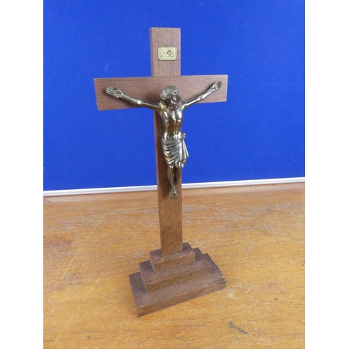 343 - A religious crucifix. Approx 39cm.