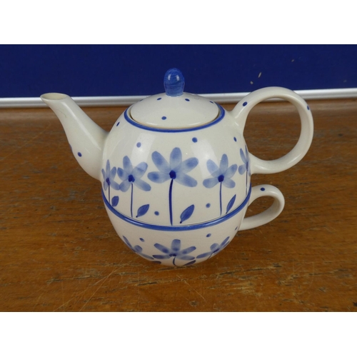 384 - A ceramic 'Tea Clipper' by Whittard teapot and cup set.