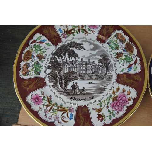 466 - A lot of six Mason's Ironstone Christmas collectors plates.