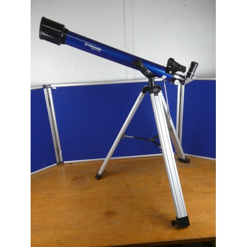 517 - A Meade telescope and tripod base.