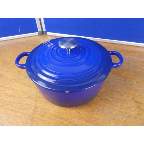 520 - A  le creuset lidded casserole dish and more