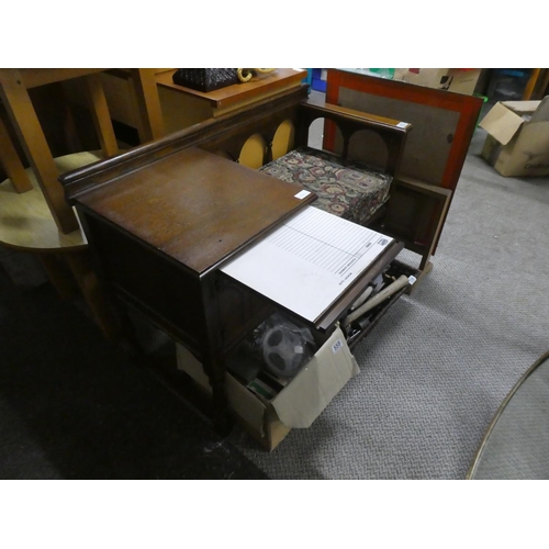 563 - A vintage oak framed telephone seat.