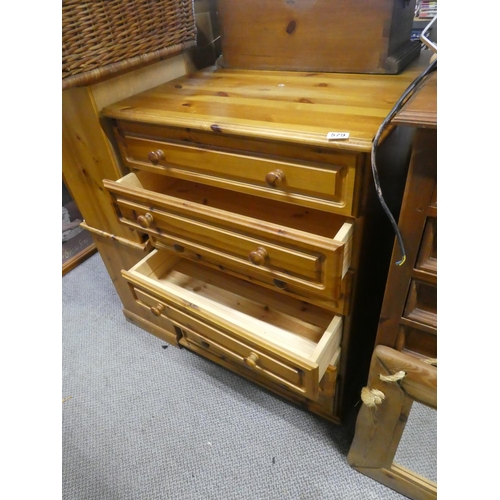 579 - A pine chest of six drawers.  Approx  107x75cm.