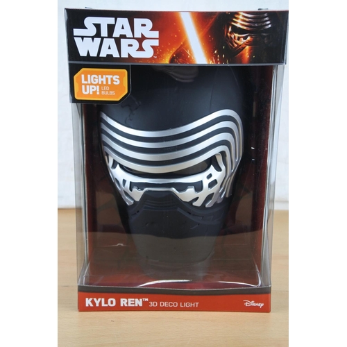 652 - A boxed Disney Star Wars Kylo Ren 3D deco light.