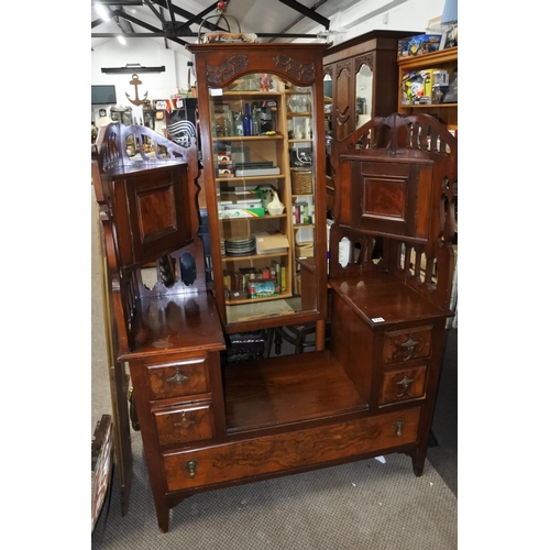 733 - A stunning antique mahogany dressing table with dressing mirror and corner storage cupboards. approx... 