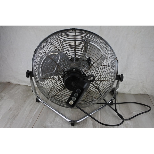 757 - A table top electric fan.