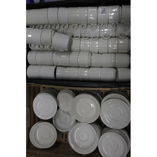 793 - A large lot of catering cups and saucers.