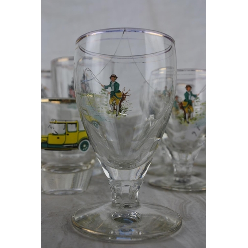 1017 - A lot of vintage glasses with various images.