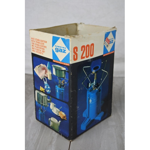 994 - A boxed vintage Camping Gaz stove.