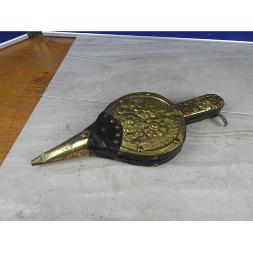 1084 - A pair of antique brass fire bellows.