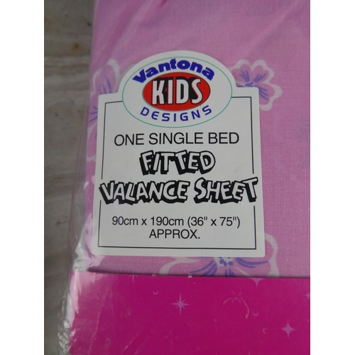 1115 - 2 Barbie's single duvet bed sets.