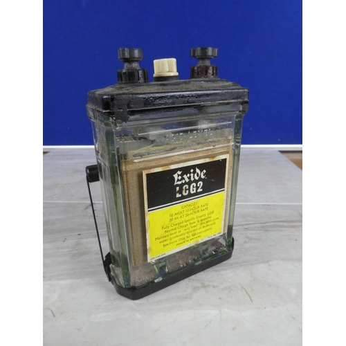 1144 - A vintage Exide car battery.