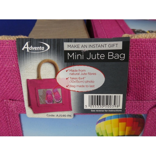 1145 - A lot of mini jute bags.