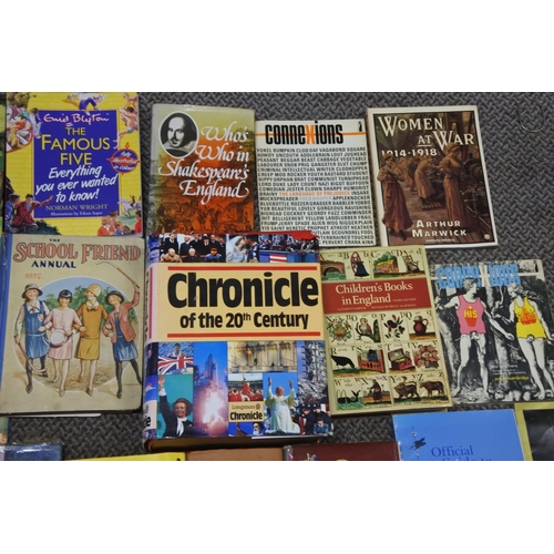 1157 - A box of vintage children's books and annuals.